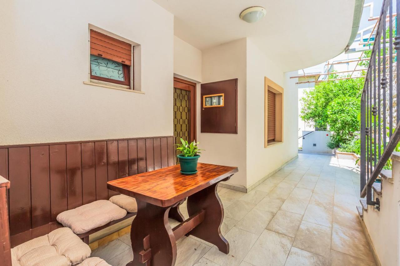 Adriatic Seaview Apartment Omiš Esterno foto